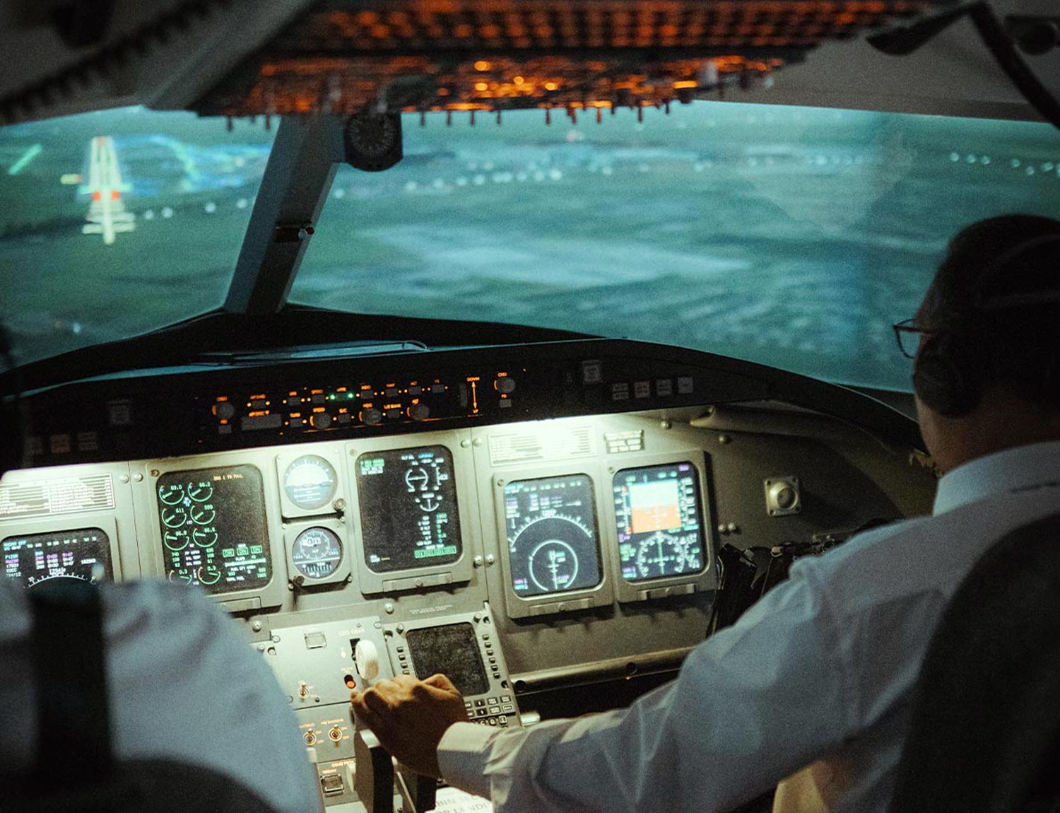 Why Simulator Training Is Essential for Pilot Development